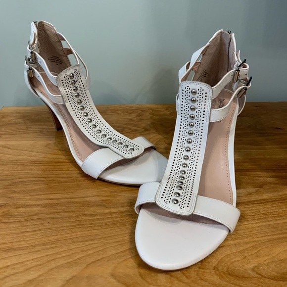 Coach and Four High Heels, brand new never worn - Picture 1 of 5